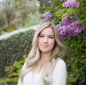 Meet your Posher, Vicky